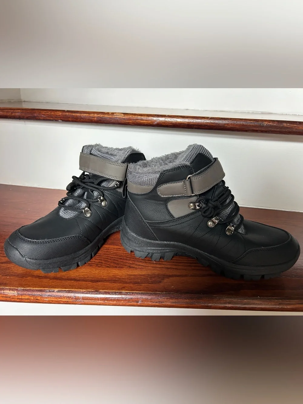 Gyeice Kids Snow Boots Boys Girls Winter Boot Waterproof Non-Slip Sz 6